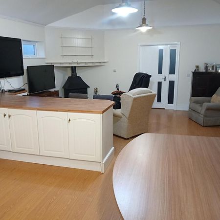 Pay2Stay Chester Buitenkant foto