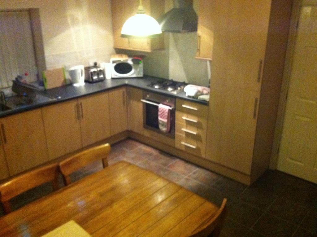 Pay2Stay Chester Buitenkant foto