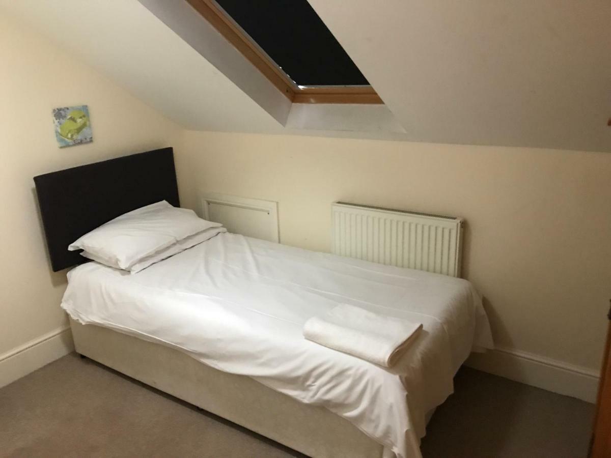 Pay2Stay Chester Buitenkant foto