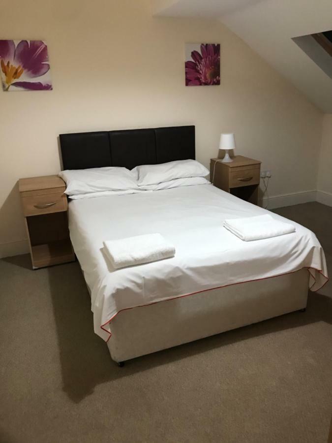 Pay2Stay Chester Buitenkant foto