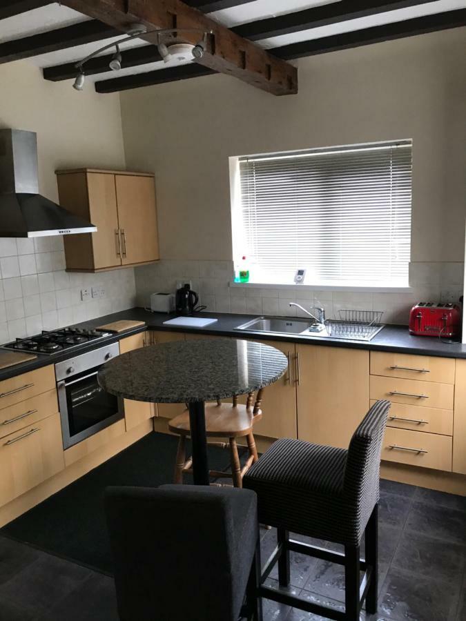 Pay2Stay Chester Buitenkant foto