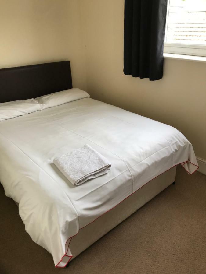 Pay2Stay Chester Buitenkant foto